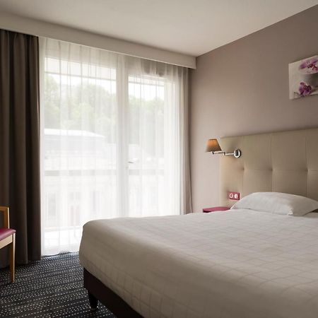 Brit Hotel Confort Le Limouzi ทูล ภายนอก รูปภาพ